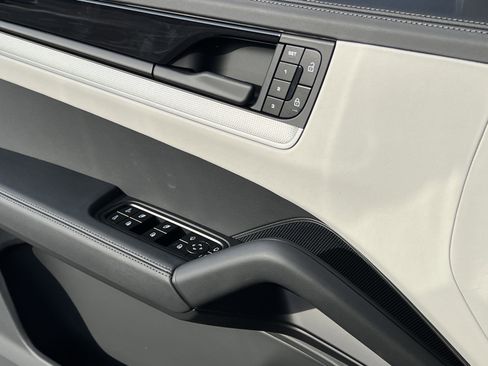 New 2026 Porsche Cayenne Coupe image 29