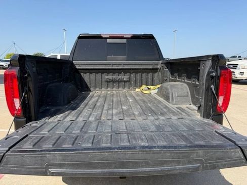 Used 2020 GMC Sierra 1500 SLT RWD image 6