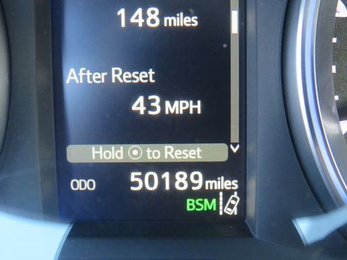 Used 2019 Toyota Highlander XLE image 42