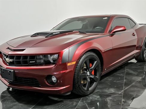 Used 2010 Chevrolet Camaro SS w/ RS Package RWD image 5