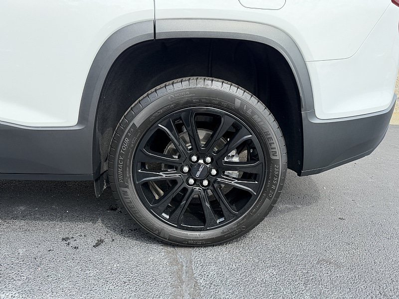 Used 2023 GMC Acadia SLE w/ Driver Convenience Package AWD/4WD image 10
