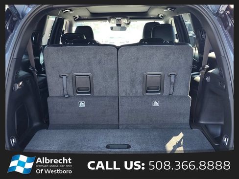 Used 2026 Jeep Grand Cherokee L Limited w/ Limited Altitude Package AWD/4WD image 35