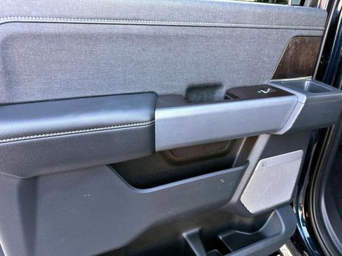 Used 2023 Ford F250 Lariat w/ Lariat Ultimate Package image 15