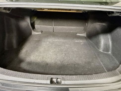 Used 2020 Toyota Corolla LE FWD image 35