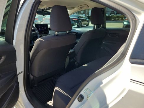 Used 2023 Toyota Corolla LE image 9