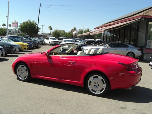 Used 2005 Lexus SC 430 Convertible RWD image 13