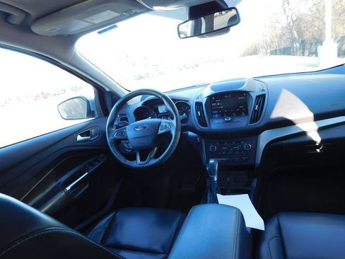 Used 2019 Ford Escape SEL image 3