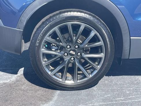 Used 2019 Cadillac XT4 Premium Luxury FWD image 9