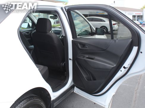 Used 2024 Chevrolet Equinox LT AWD/4WD image 23