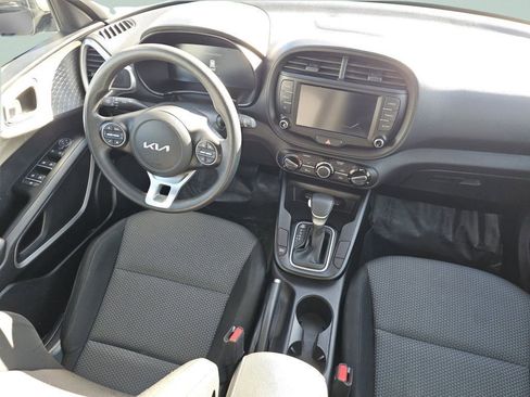 Used 2023 Kia Soul LX w/ Option Group 015 FWD image 26
