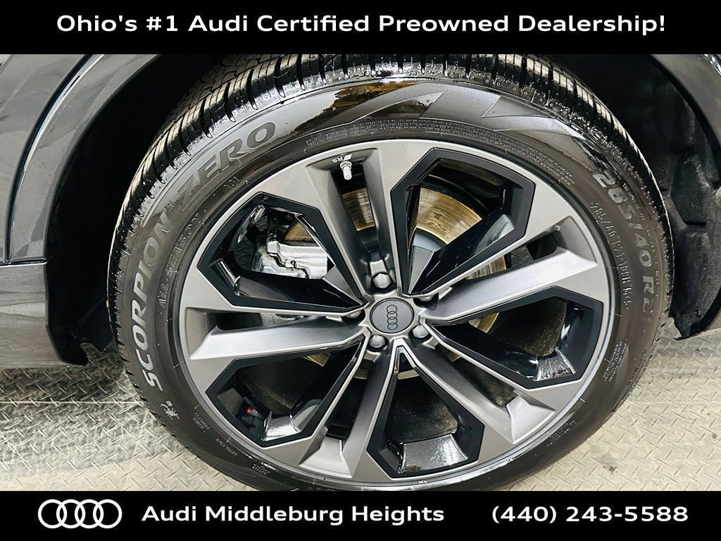 Certified 2026 Audi Q7 2.0T Premium Plus AWD/4WD image 36