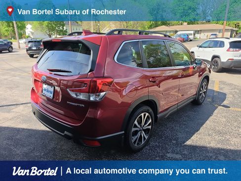 Used 2023 Subaru Forester Limited AWD/4WD image 5