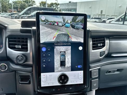 Used 2024 Ford F150 Lightning Flash image 28