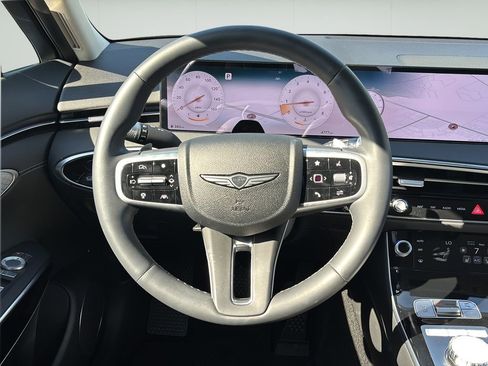 Certified 2026 Genesis GV70 2.5T AWD/4WD image 25