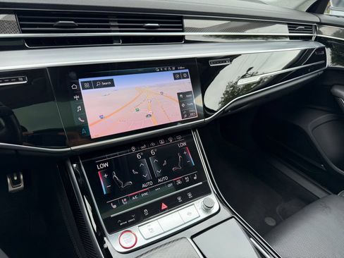 Used 2020 Audi S8 L w/ S8 Executive Package AWD/4WD image 27