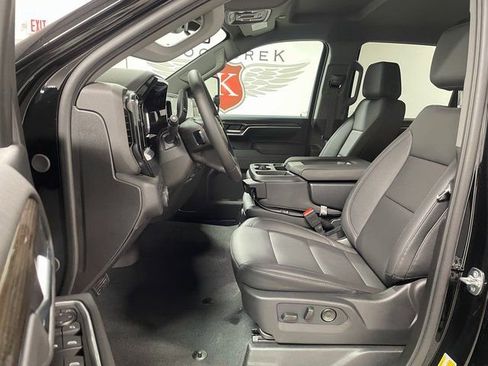 New 2026 Chevrolet Silverado 2500 LT w/ Z71 Chrome Sport Edition image 11