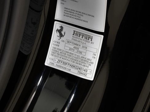 Used 2019 Ferrari Portofino image 27