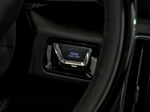 New 2026 GMC Yukon Elevation w/ Elevation Premium Package AWD/4WD image 16