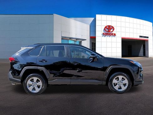 Used 2025 Toyota RAV4 XLE FWD image 8