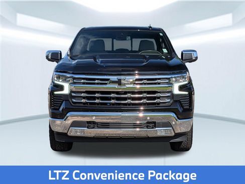 Used 2024 Chevrolet Silverado 1500 LTZ w/ LTZ Convenience Package II AWD/4WD image 12