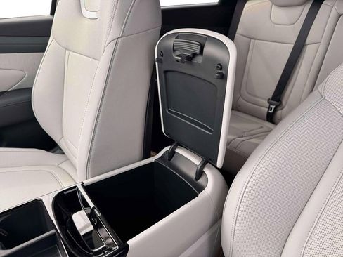 New 2026 Hyundai Tucson Limited image 34