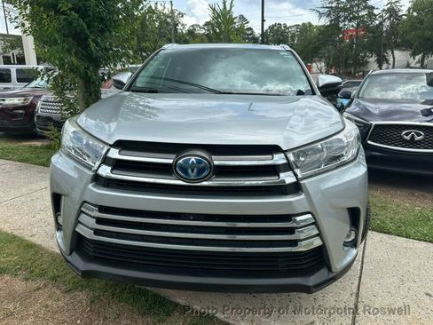 Used 2019 Toyota Highlander Limited Platinum AWD/4WD image 5