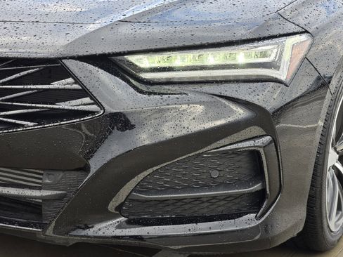 Certified 2025 Acura TLX w/ Technology Package image 7