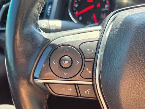 Used 2019 Toyota Camry XSE image 15