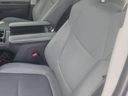 Used 2022 Toyota Sienna XLE FWD image 10