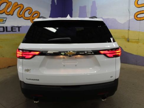 Used 2023 Chevrolet Traverse LT FWD image 7