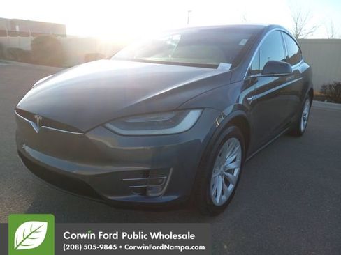 Used 2019 Tesla Model X Long Range image 7