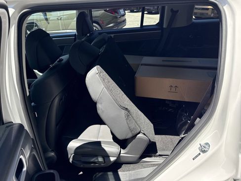 New 2026 Hyundai Santa Fe XRT image 13