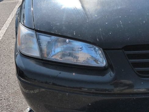 Used 1998 Toyota Camry LE FWD image 8