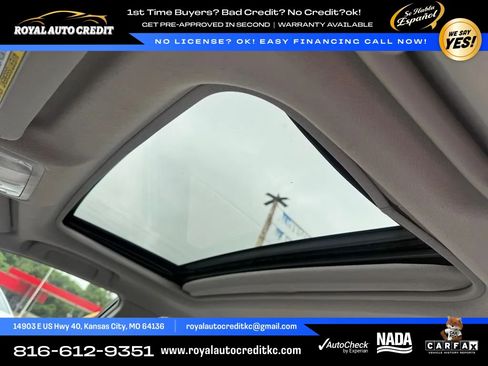Used 2012 Toyota Camry XLE FWD image 9