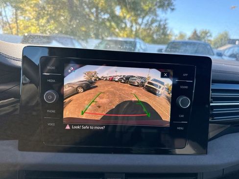 New 2025 Volkswagen Jetta SE image 43