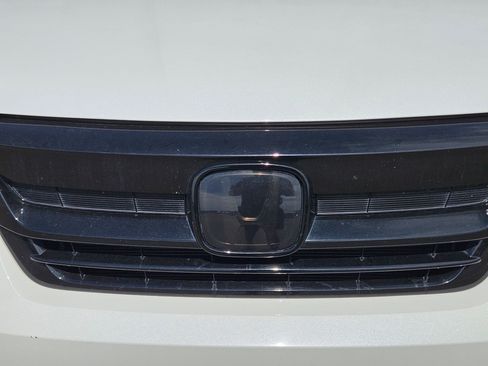 Used 2021 Honda Pilot Special Edition image 10