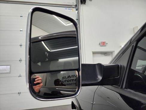 Used 2020 RAM 1500 Laramie image 35