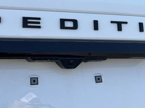 Used 2023 Ford Expedition Limited AWD/4WD image 13