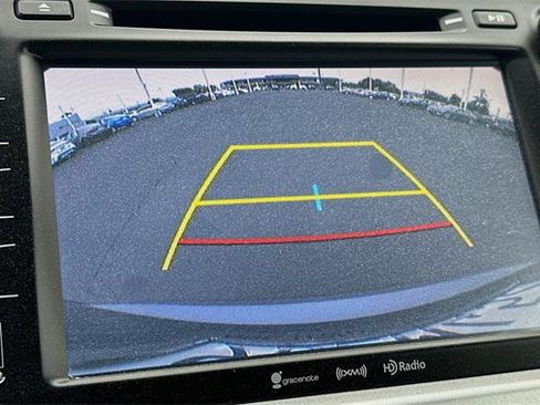 Certified 2016 Toyota Highlander Limited image 24