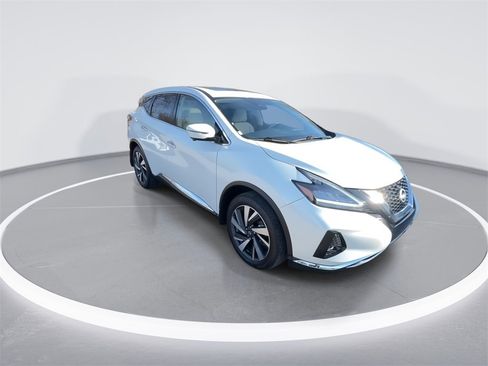 Used 2024 Nissan Murano SL image 2