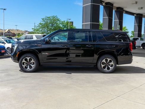 New 2026 GMC Yukon XL AT4 Ultimate AWD/4WD image 4