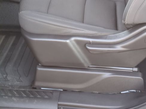 Used 2025 Chevrolet Silverado 1500 W/T RWD image 30