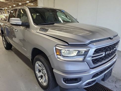 Used 2022 RAM 1500 Big Horn AWD/4WD image 3