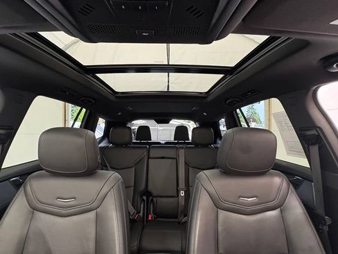 Used 2024 Cadillac XT6 Sport w/ Technology Package AWD/4WD image 42