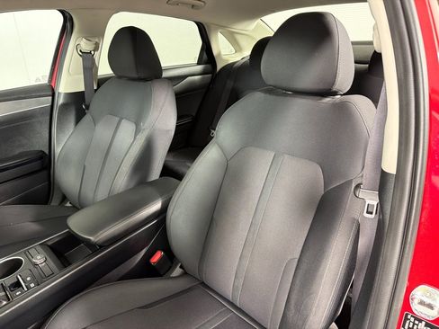 Used 2021 Kia K5 LX FWD image 11