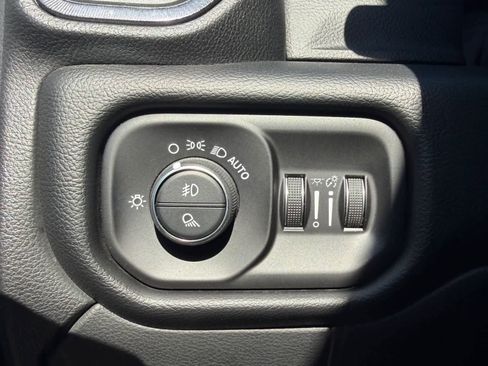 Used 2020 RAM 2500 Power Wagon AWD/4WD image 9
