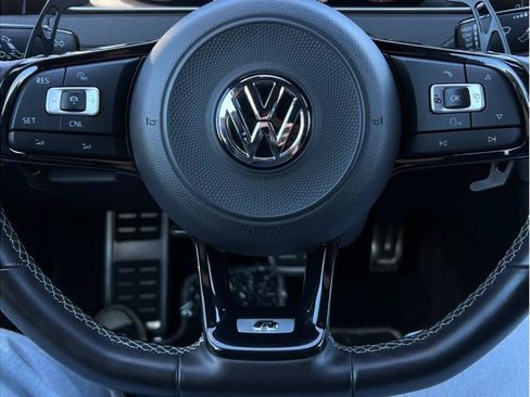 Used 2018 Volkswagen Golf 4-Door AWD/4WD image 11