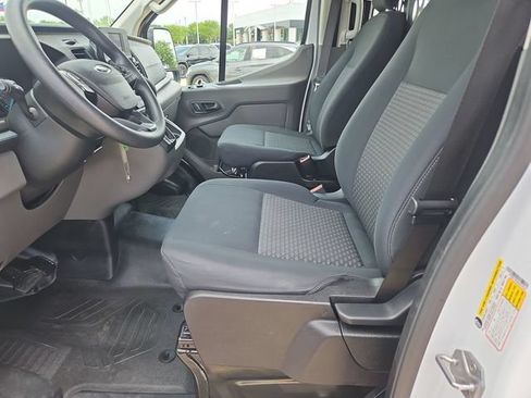 Used 2025 Ford Transit 250 Low Roof w/ Exterior Upgrade Package RWD image 17