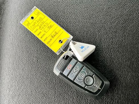 Used 2021 Ford F350 Lariat w/ Lariat Ultimate Package image 33