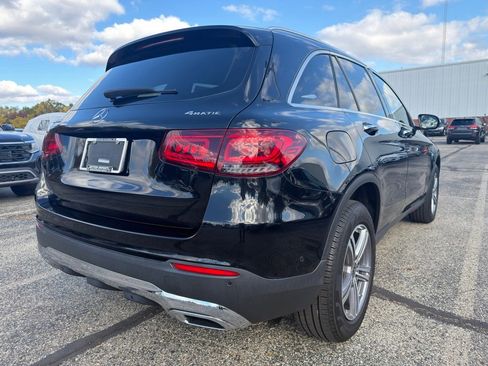 Certified 2022 Mercedes-Benz GLC 300 4MATIC w/ Premium Package Lite image 6